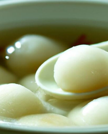 Tang Yuan: Exploring the Sweet Tradition of Glutinous Rice Balls