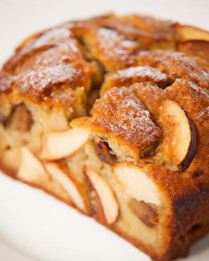 Discover the Charm of Traditional Irish Apple Cake Delight