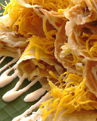 Thai Khanom Bueang: Delight in Crispy Coconut Crepes